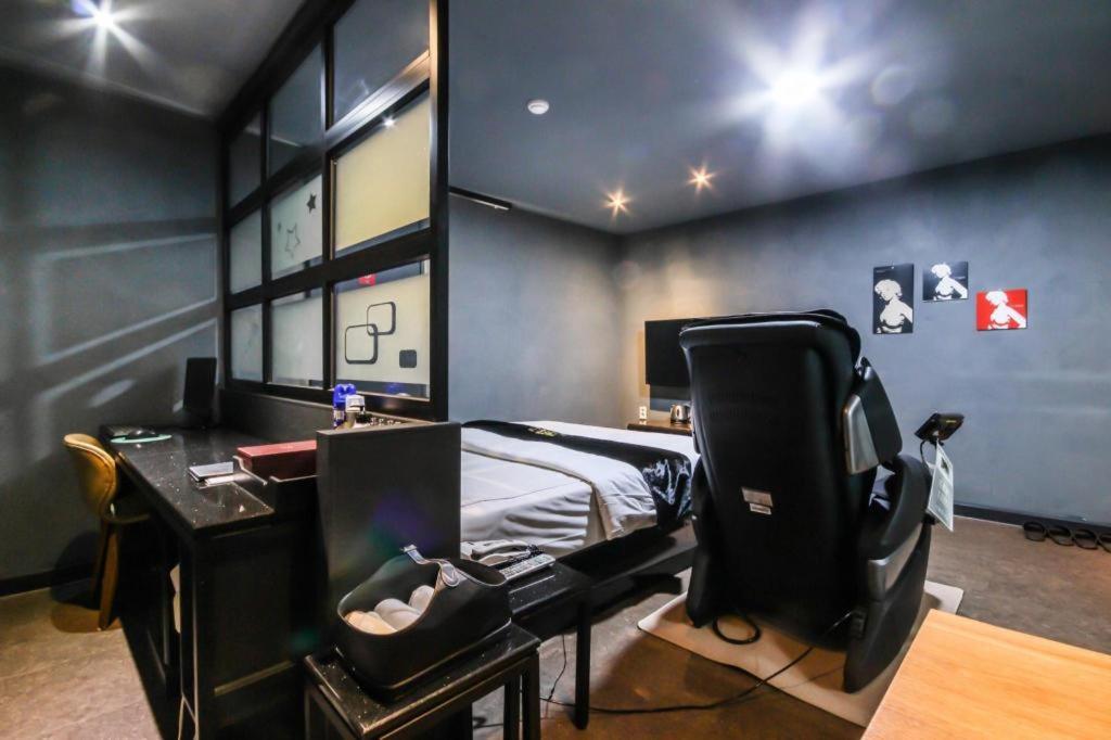 M7 Business Hotel Chilgok Luaran gambar
