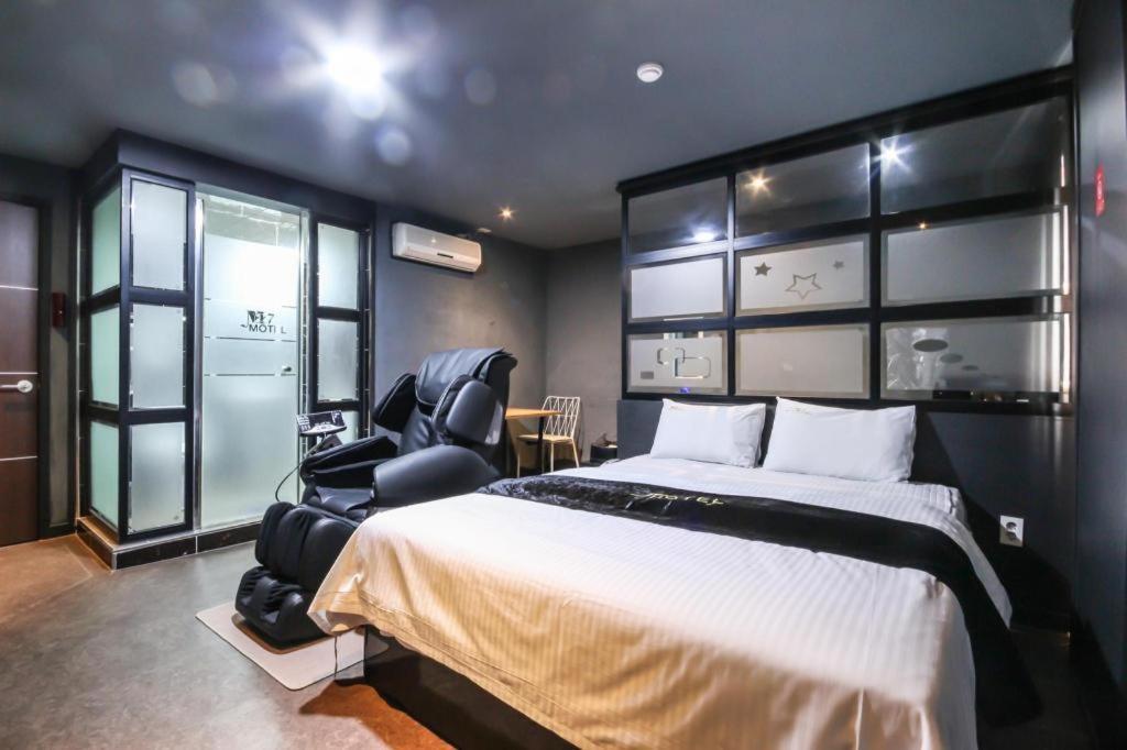 M7 Business Hotel Chilgok Luaran gambar